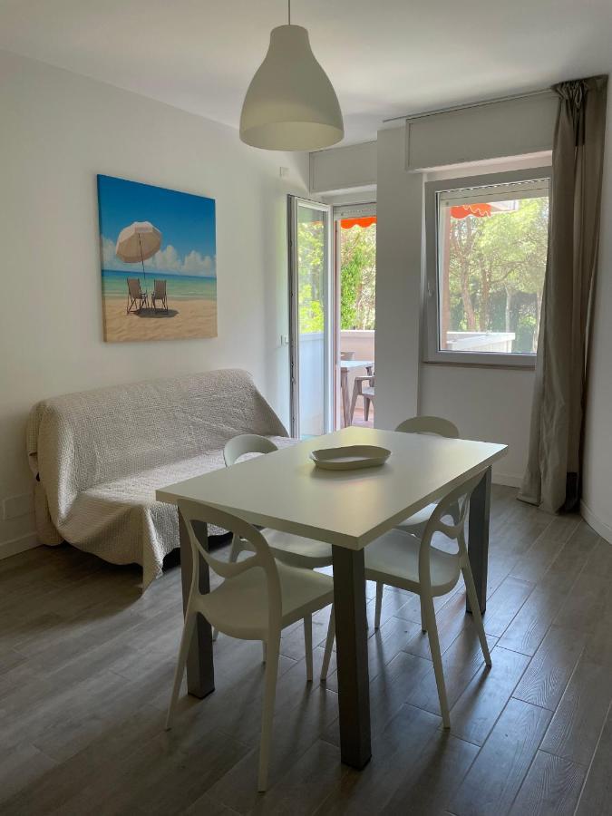Residence Luna 1-107 Lignano Sabbiadoro Exteriör bild
